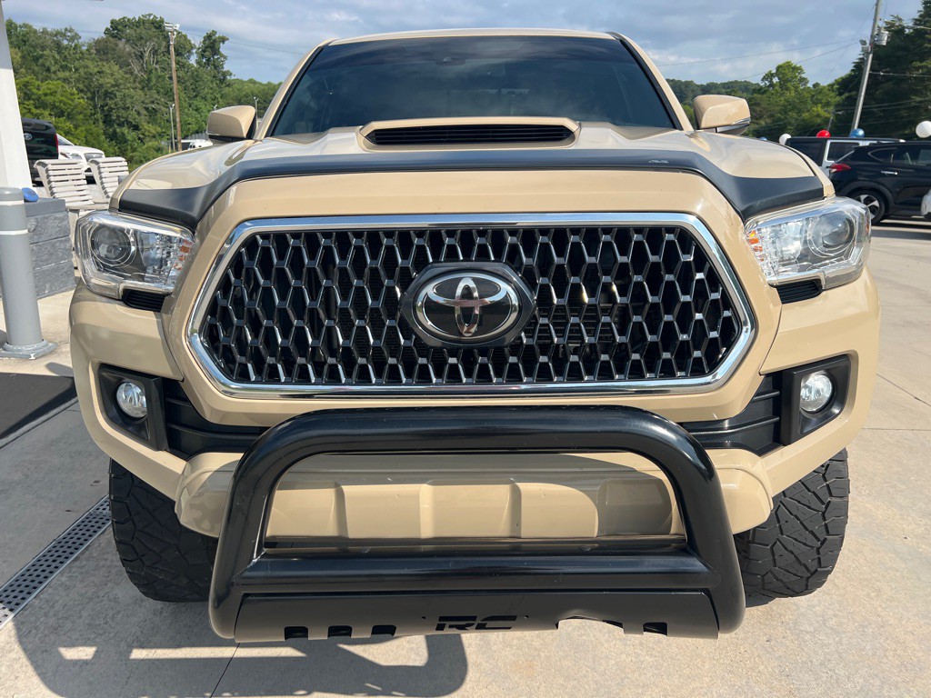 2019 Toyota Tacoma Image 8