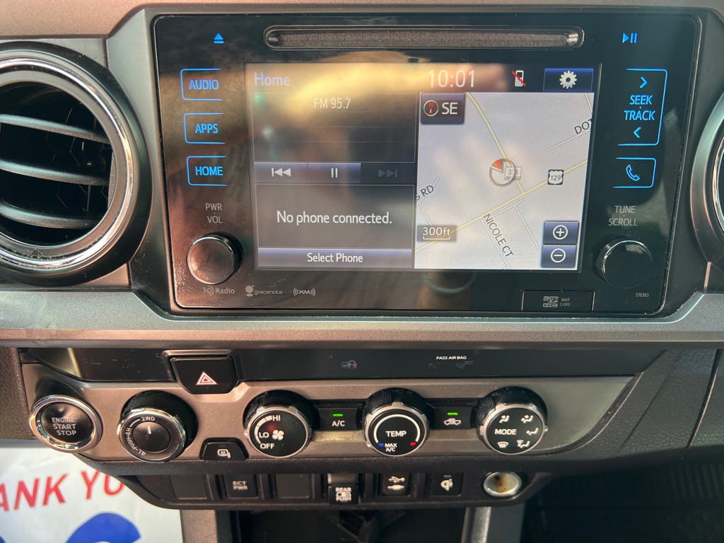 2019 Toyota Tacoma Image 11
