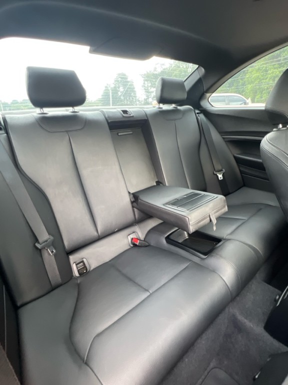 2016 BMW 2 Series Image 17