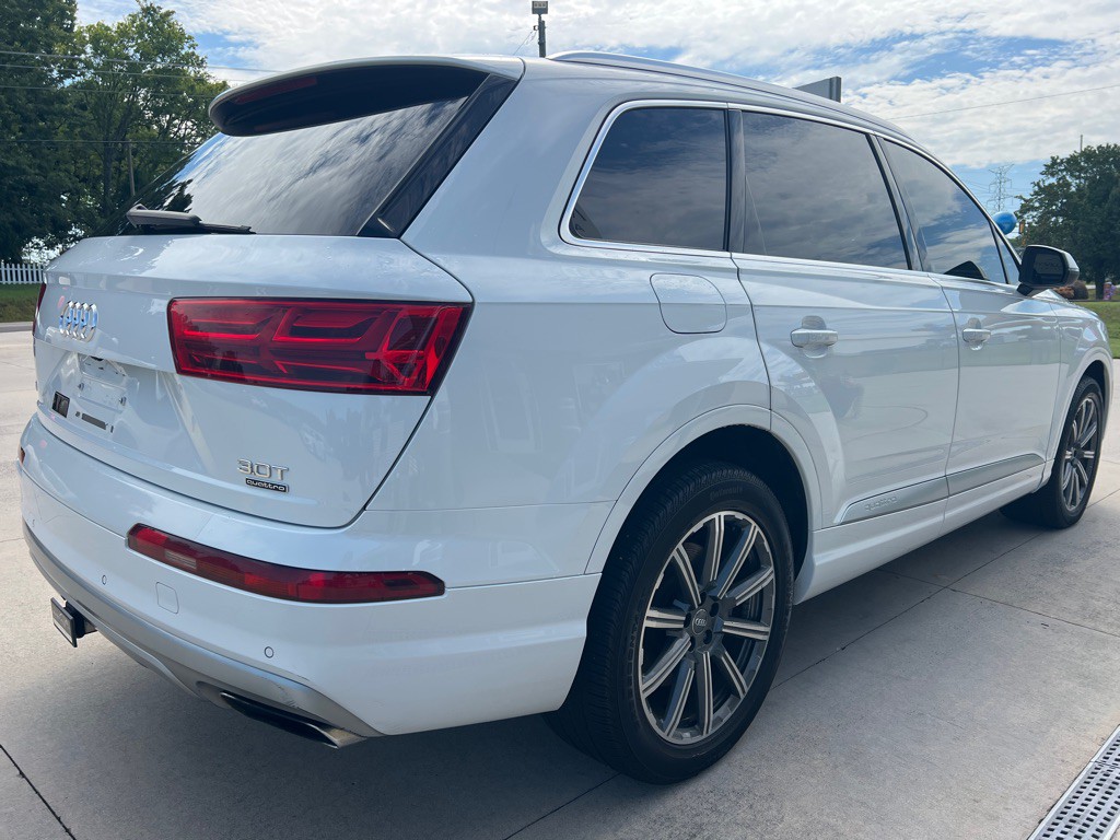 2018 Audi Q7 Image 5