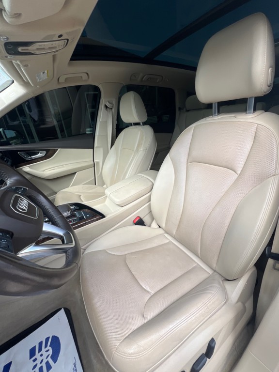 2018 Audi Q7 Image 9