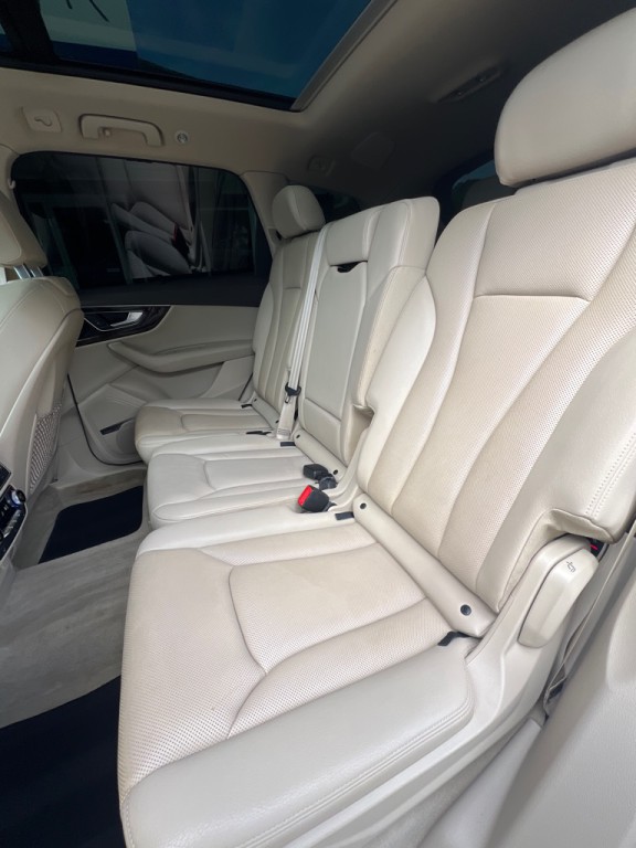 2018 Audi Q7 Image 13