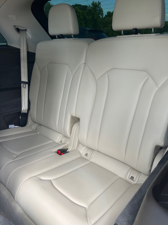 2018 Audi Q7 Image 15