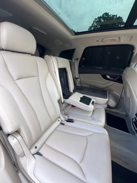 2018 Audi Q7 Image 18