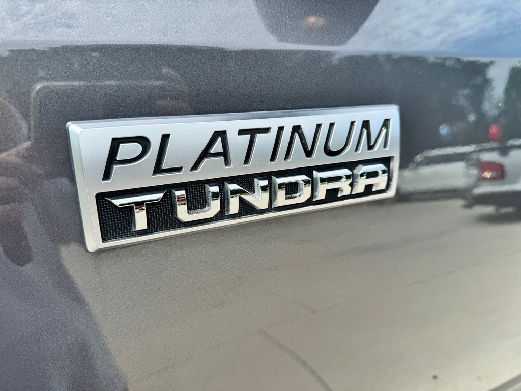 2020 Toyota Tundra Image 10