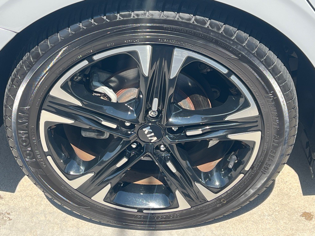 2021 Kia K5 Image 17