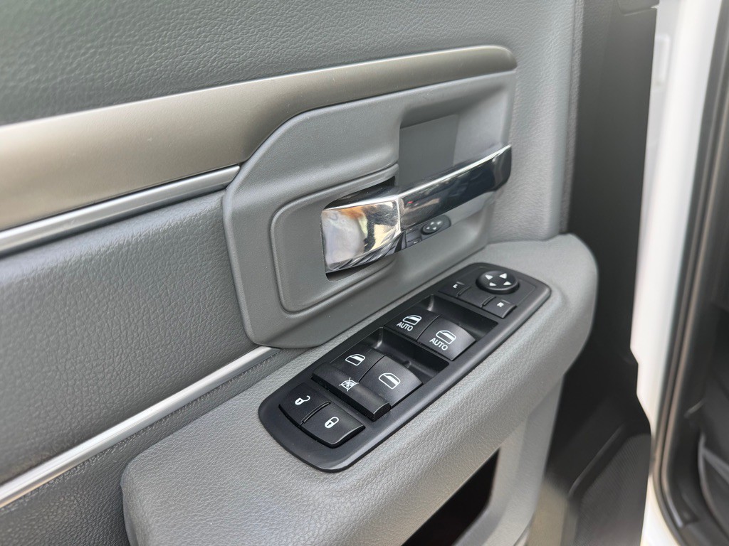 2019 RAM 1500 Image 16