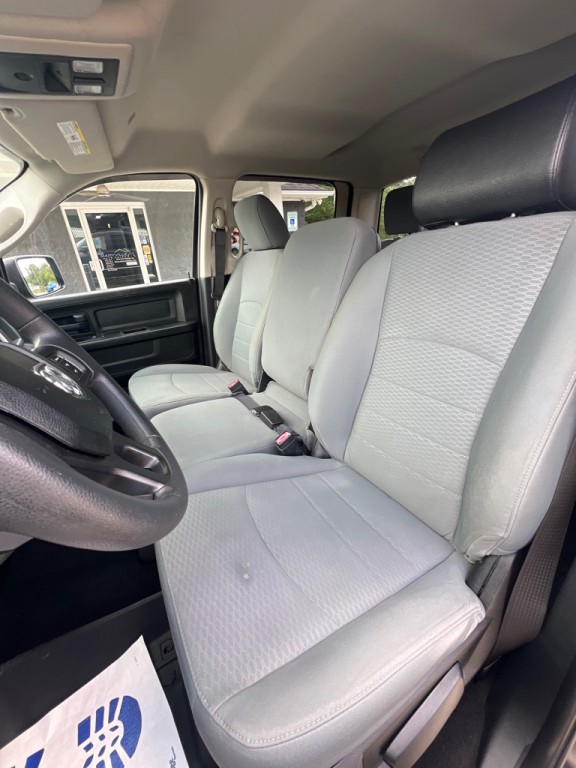 2018 RAM 1500 Image 9