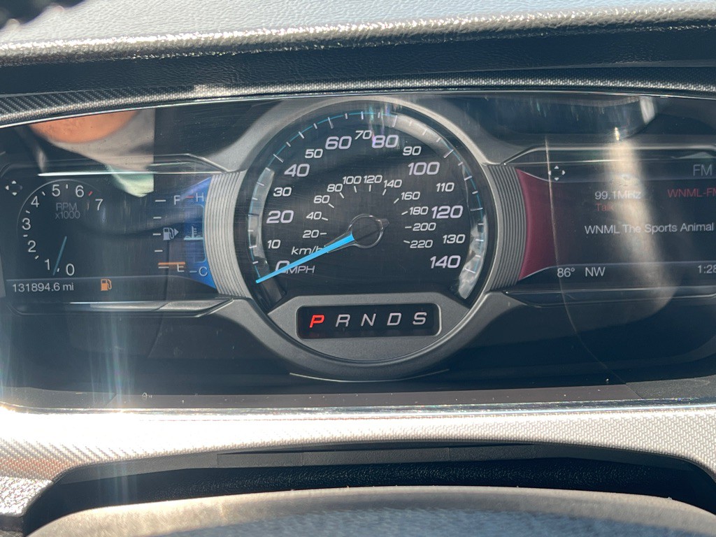 2016 Ford Taurus Image 12