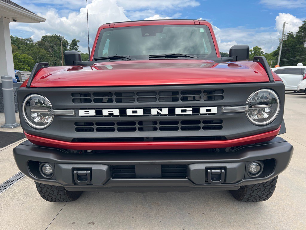 2022 Ford Bronco Image 8
