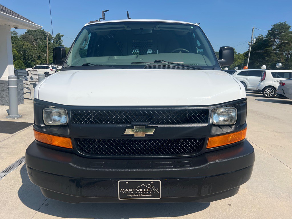 2017 Chevrolet Express Image 8