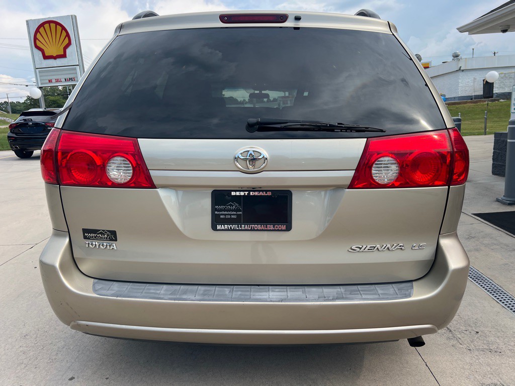 2007 Toyota Sienna Image 4