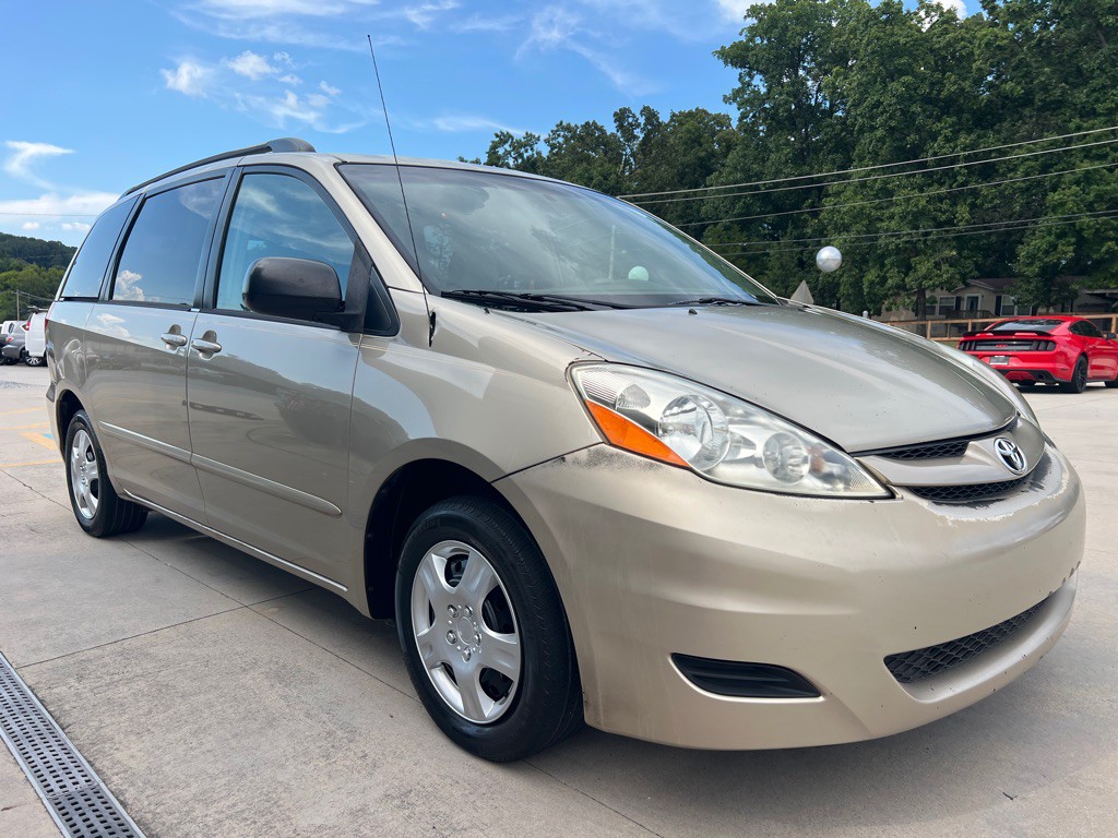2007 Toyota Sienna Image 7