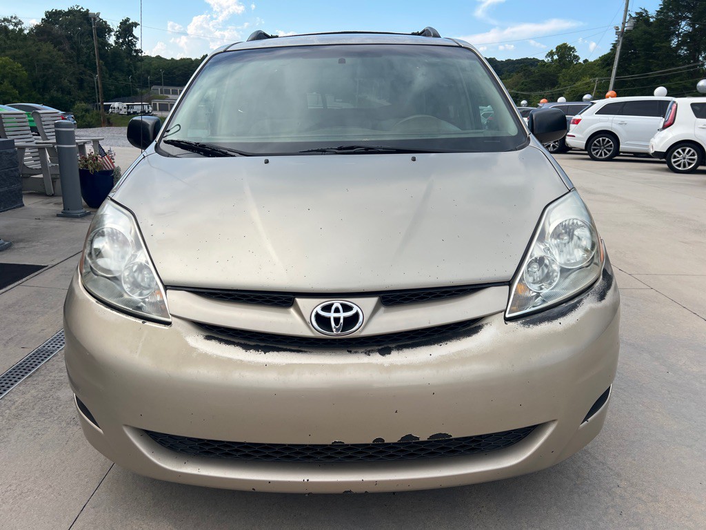 2007 Toyota Sienna Image 8