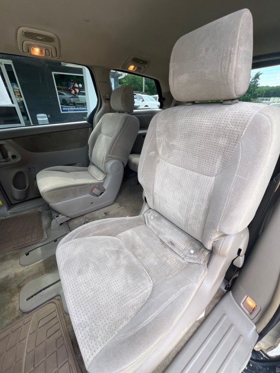 2007 Toyota Sienna Image 12