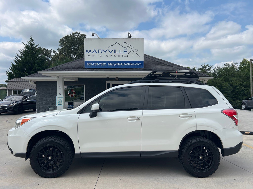 2016 Subaru Forester Image 2