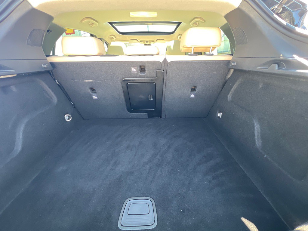 2019 INFINITI QX30 Image 14