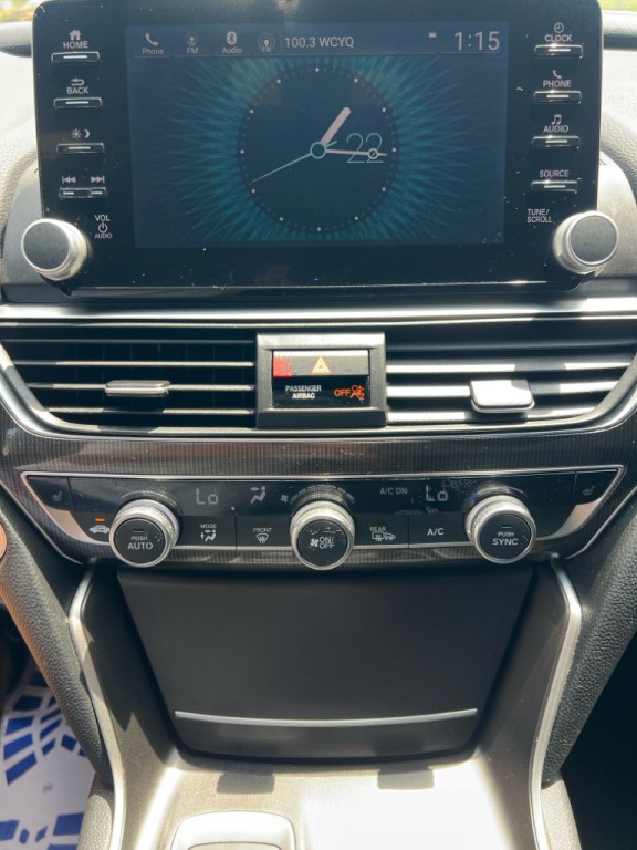 2018 Honda Accord Image 11