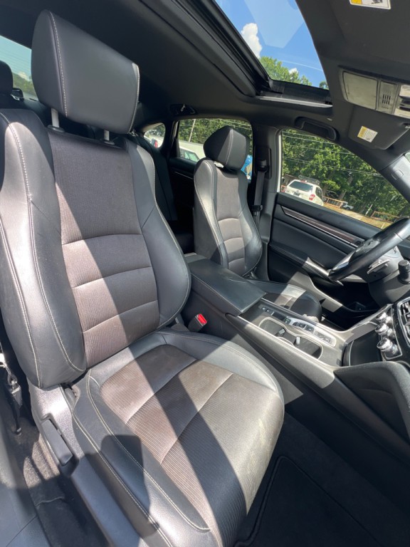 2018 Honda Accord Image 17