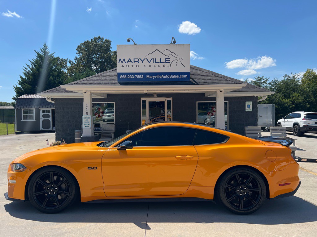 2019 Ford Mustang Image 2