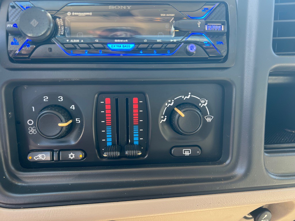 2006 Chevrolet Silverado 1500 Image 11