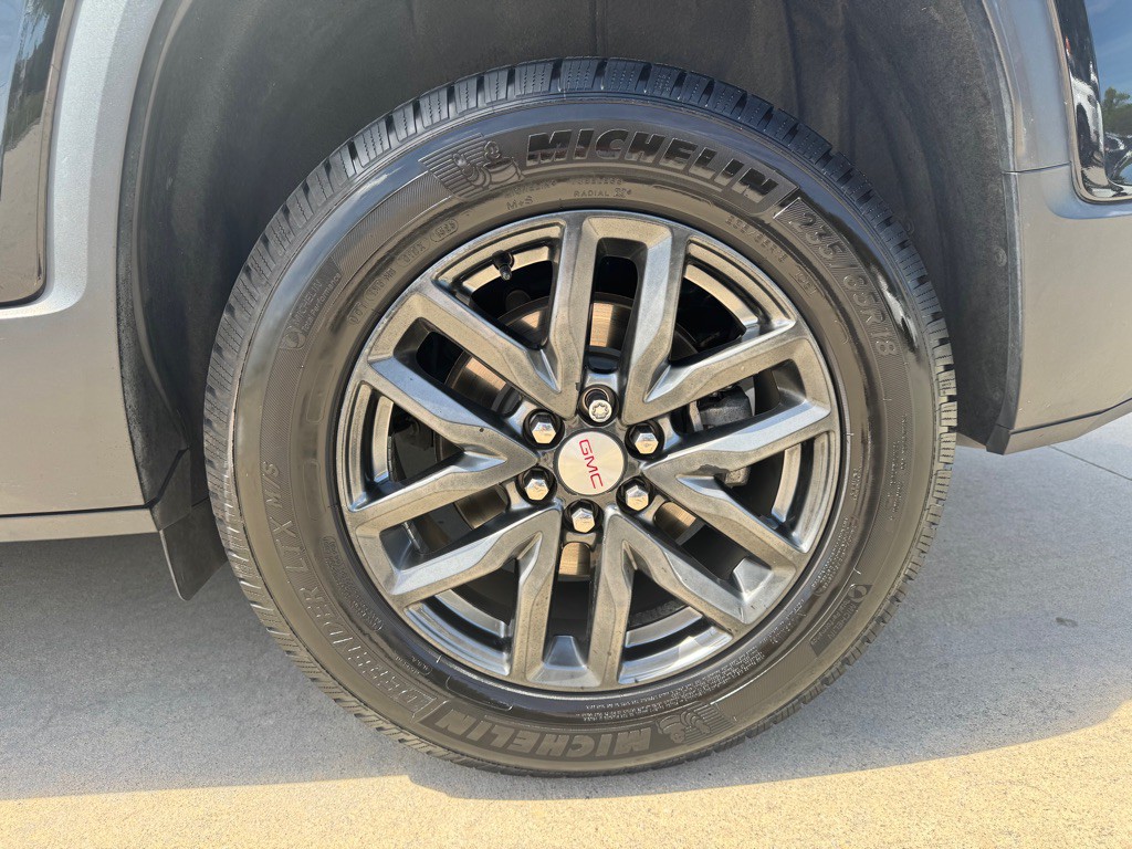 2019 GMC Acadia Image 9