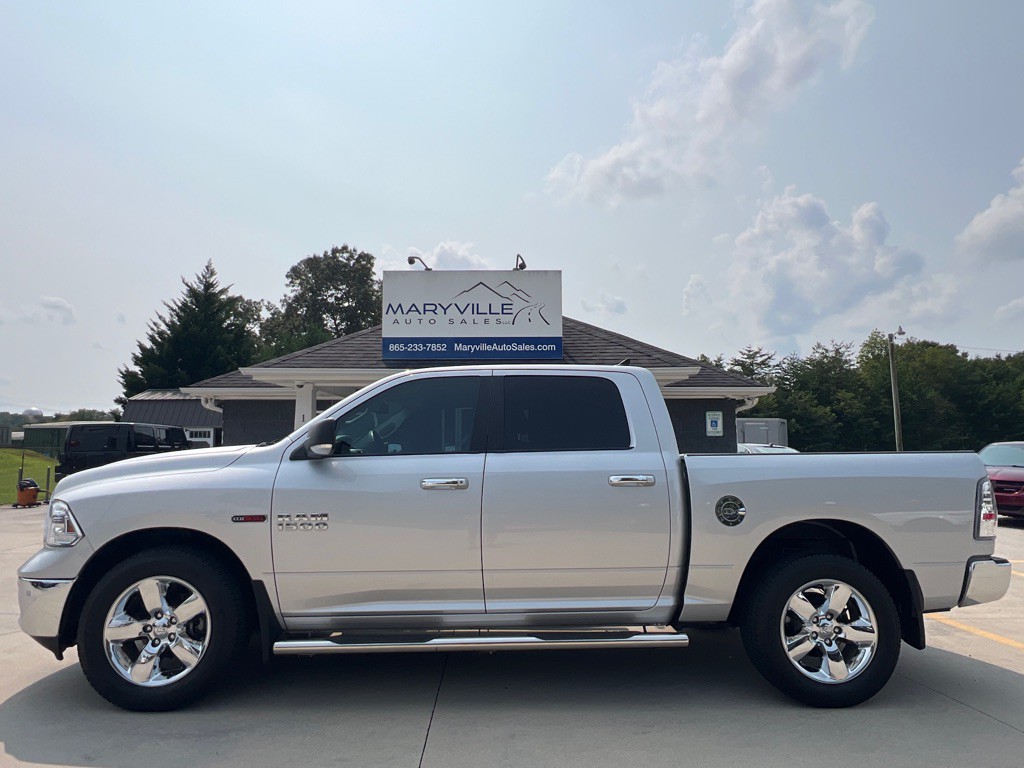2017 RAM 1500 Image 2