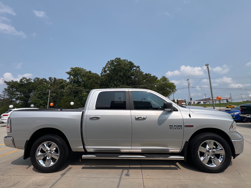 2017 RAM 1500 Image 6