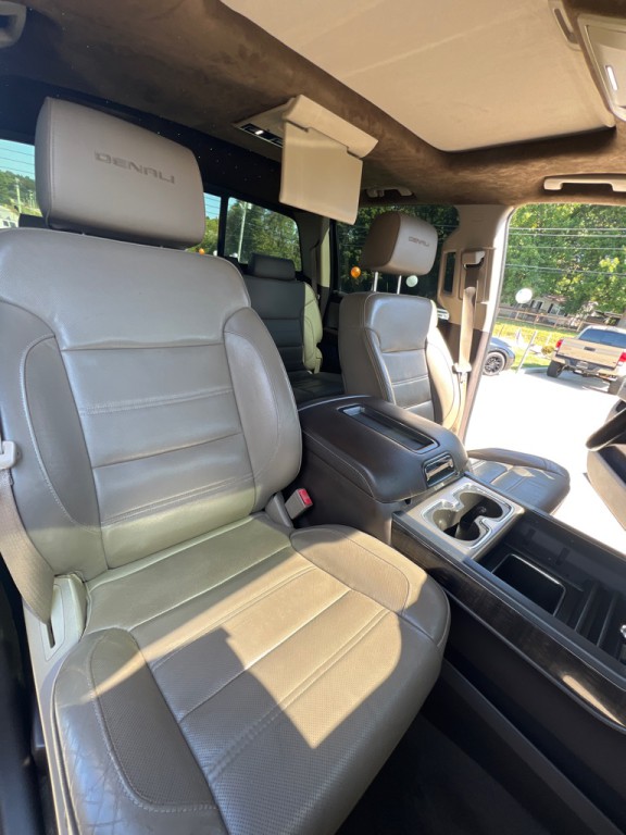 2015 GMC Sierra Image 14