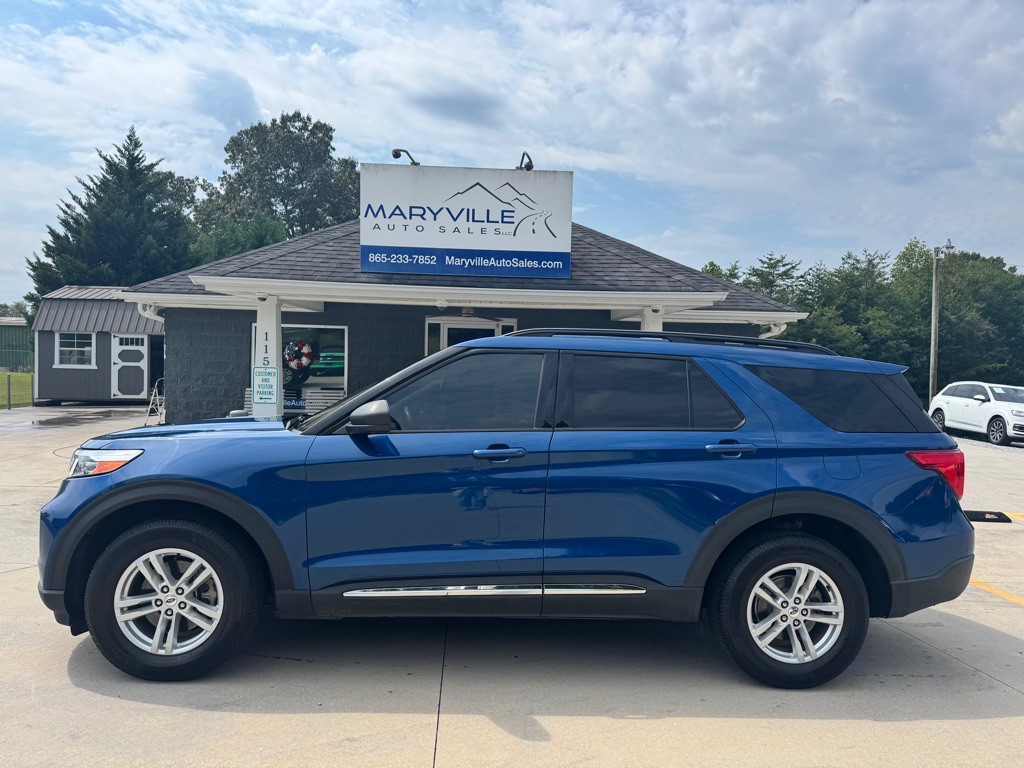 2022 Ford Explorer Image 2