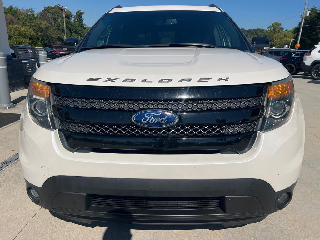 2015 Ford Explorer Image 8