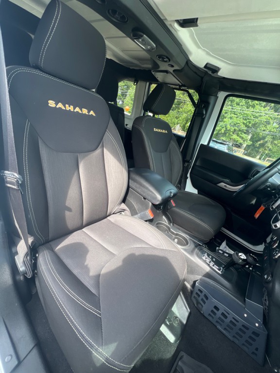 2015 Jeep Wrangler Unlimited Image 16