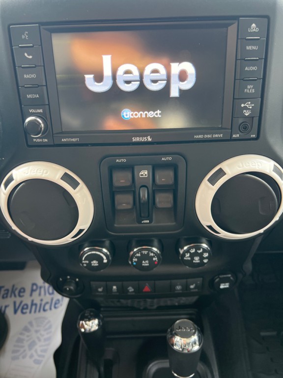 2014 Jeep Wrangler Unlimited Image 11