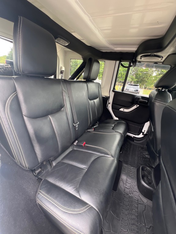 2014 Jeep Wrangler Unlimited Image 15