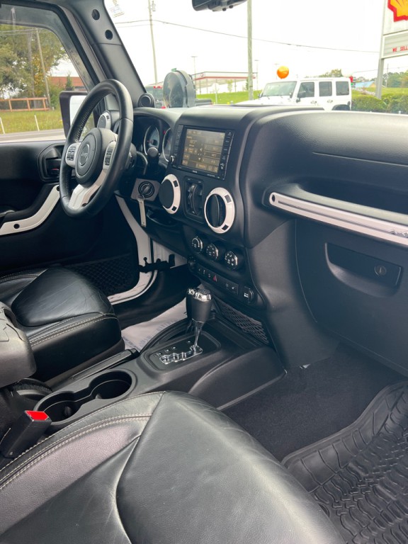 2014 Jeep Wrangler Unlimited Image 18