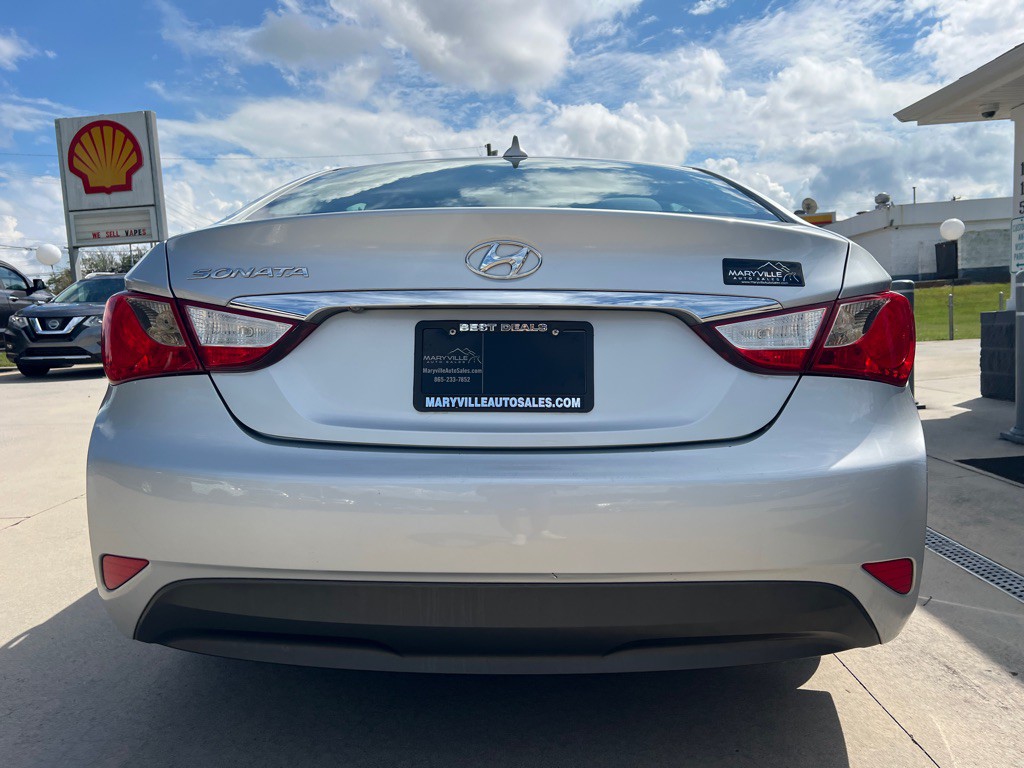 2014 Hyundai Sonata Image 4
