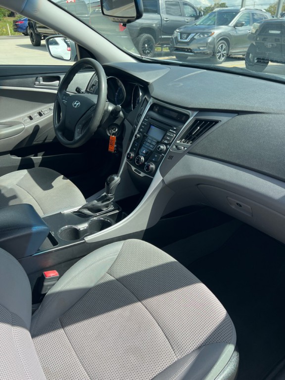 2014 Hyundai Sonata Image 16