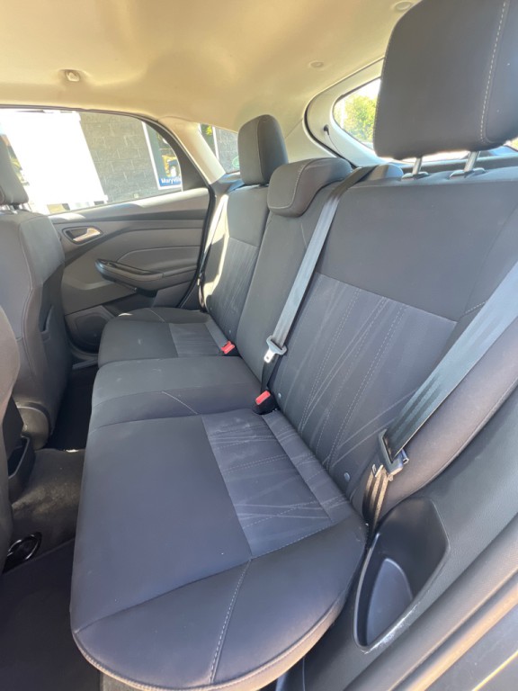 2018 Ford Focus Image 12