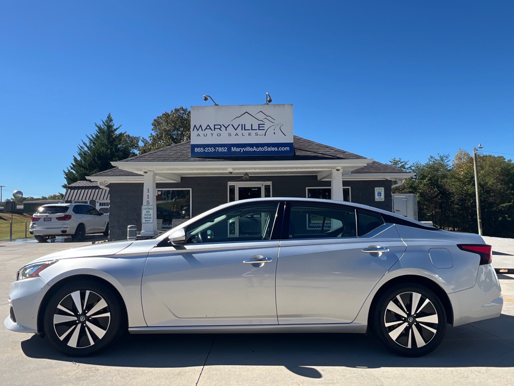 2019 Nissan Altima Image 2