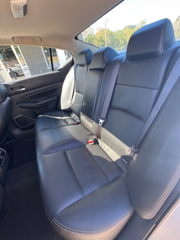 2019 Nissan Altima Image 13