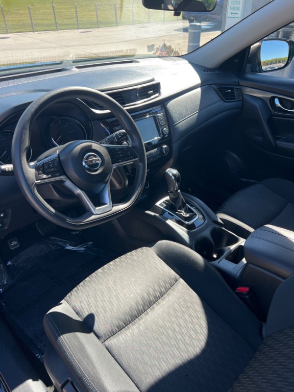 2018 Nissan Rogue Image 10