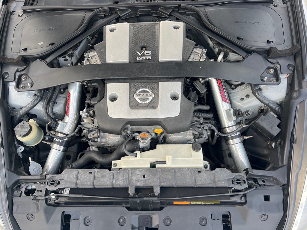 2010 Nissan 370Z Image 17