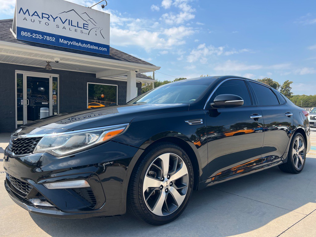 2019 Kia Optima Image 1