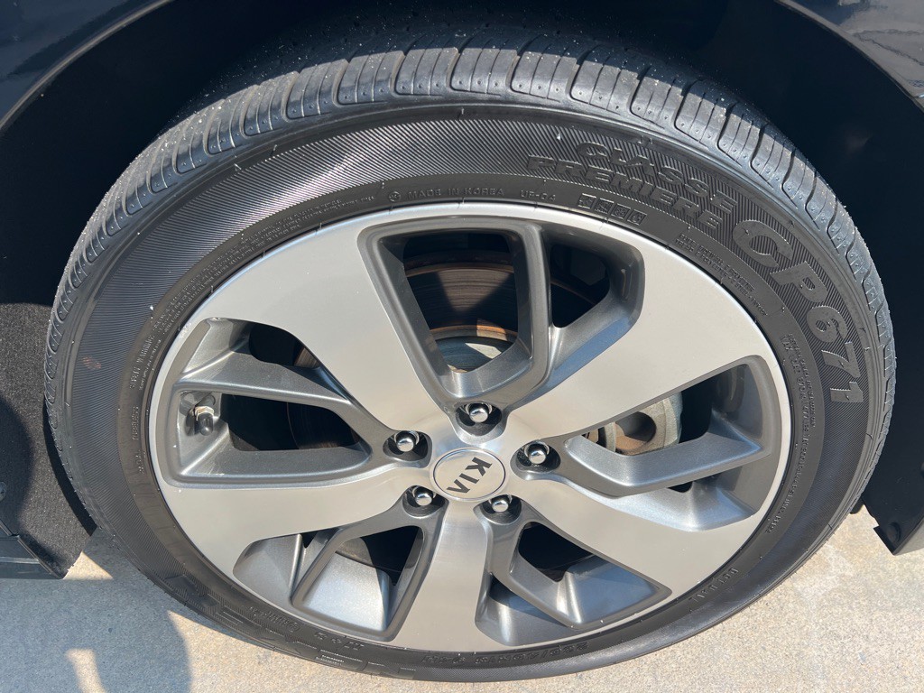 2019 Kia Optima Image 18