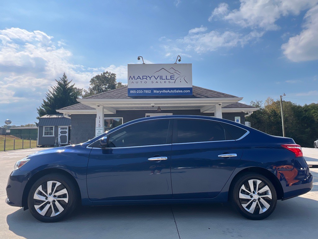 2017 Nissan Sentra Image 2