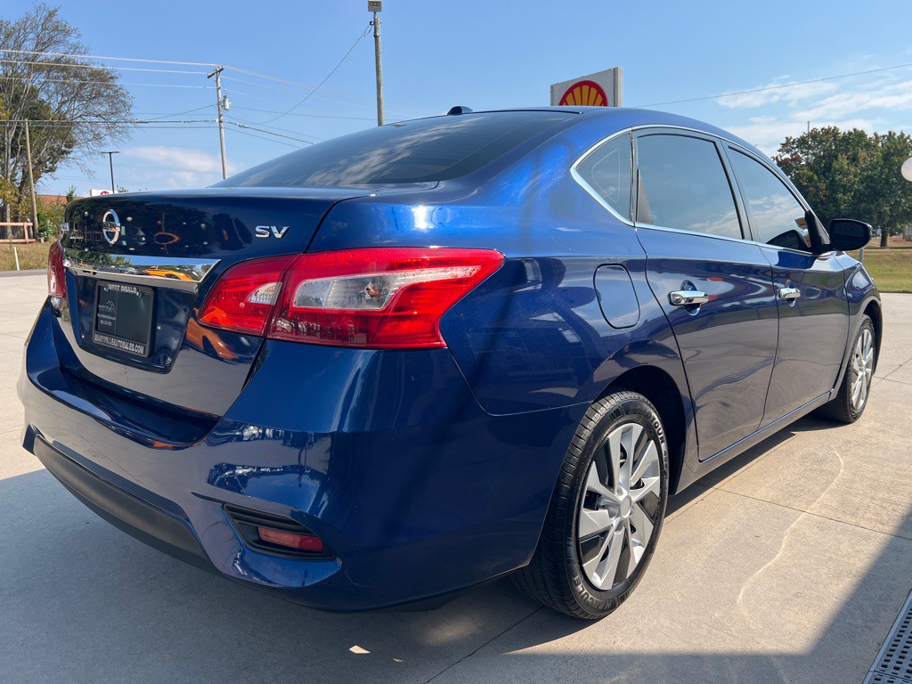 2017 Nissan Sentra Image 5