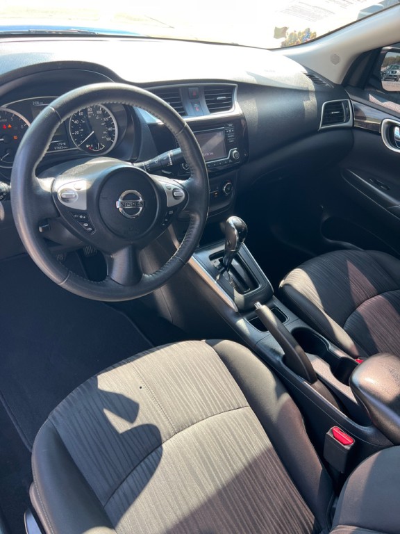 2017 Nissan Sentra Image 10