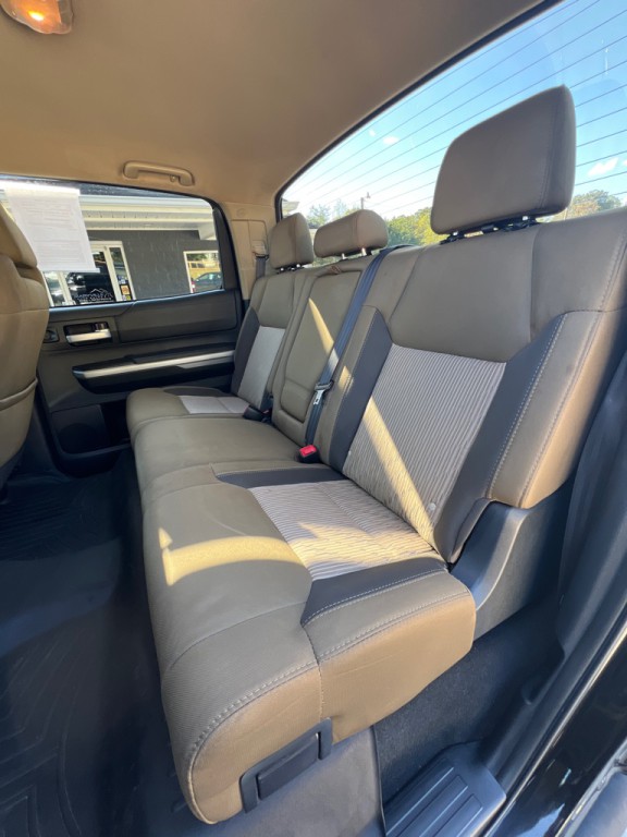 2015 Toyota Tundra Image 13