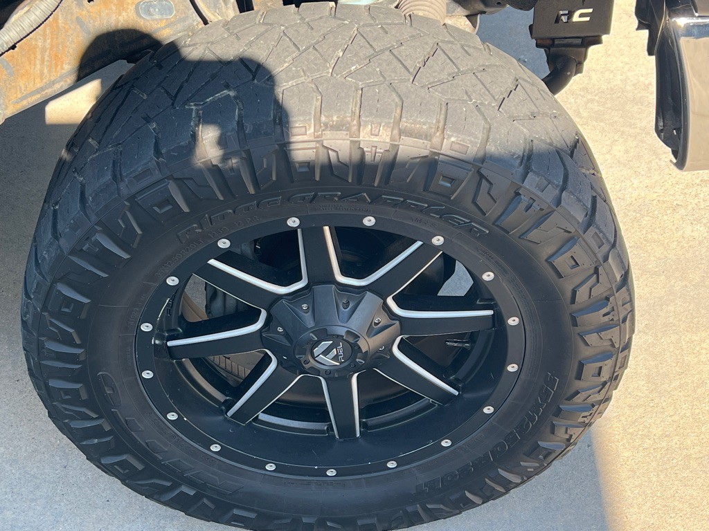 2015 Toyota Tundra Image 18