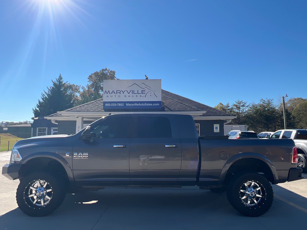 2014 RAM 2500 Image 2